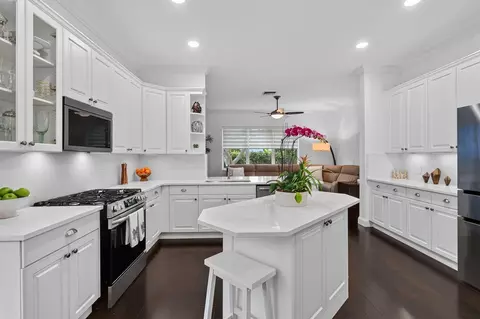 Kitchen - 265 Swallowtail Ln, Jupiter, FL 33458 photo 1 of 6