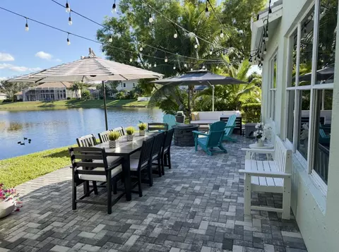 Exterior - 265 Swallowtail Ln, Jupiter, FL 33458 photo 3 of 9