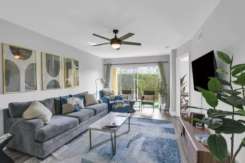 1030 Lake Shore Dr #103, Lake Park, FL 33403