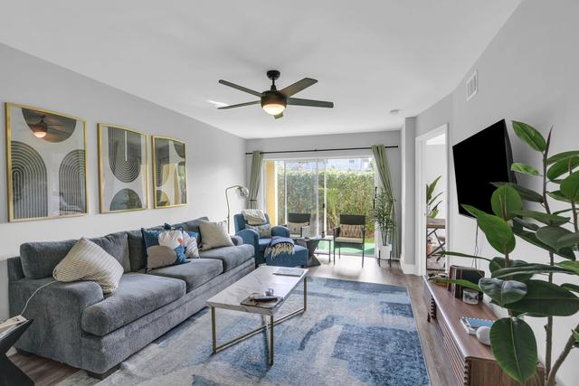 1030 Lake Shore Dr, West Palm Beach, FL 33403