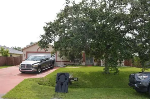 3011 SE Wake Rd, Port Saint Lucie, FL 34984