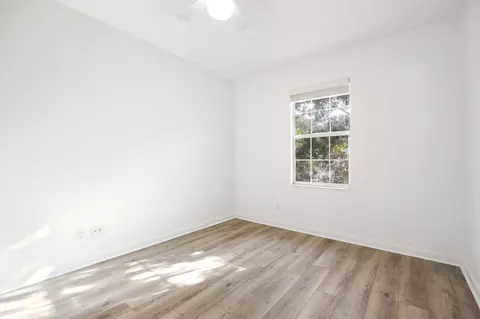 Bedroom - 2889 E Community Dr, Jupiter, FL 33458 photo 6 of 7