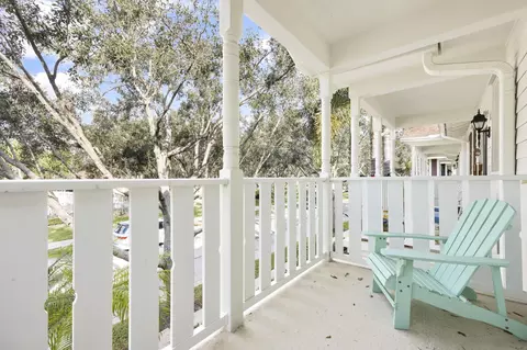 Exterior - 2889 E Community Dr, Jupiter, FL 33458 photo 4 of 6
