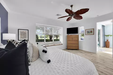 Bedroom - 236 Fairway E, Tequesta, FL 33469 photo 2 of 6