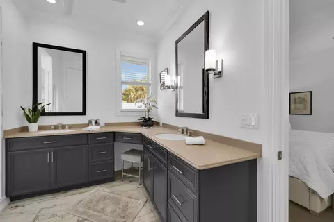 Bath - 236 Fairway E, Tequesta, FL 33469 photo 2 of 4