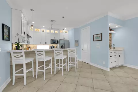 Kitchen - 236 Fairway E, Tequesta, FL 33469 photo 3 of 5
