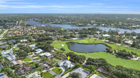 View/Area - 236 Fairway E, Tequesta, FL 33469 photo 3 of 11