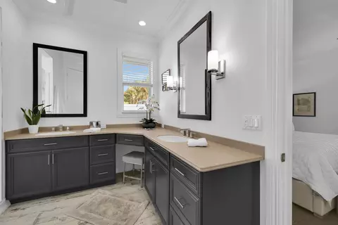 Bath - 236 Fairway E, Tequesta, FL 33469 photo 2 of 4