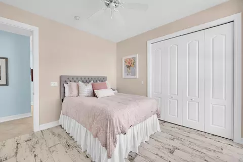Bedroom - 236 Fairway E, Tequesta, FL 33469 photo 6 of 7