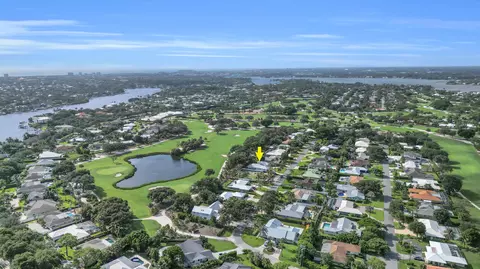 View/Area - 236 Fairway E, Tequesta, FL 33469 photo 9 of 11
