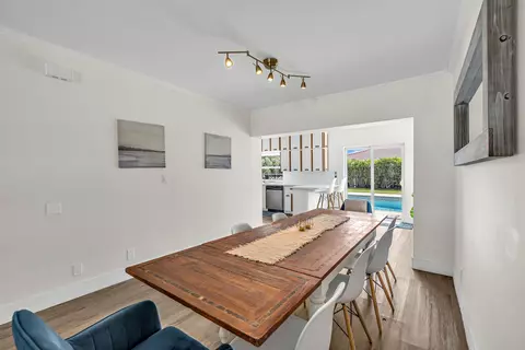 Dining - 3830 NE 22nd Ter, Lighthouse Point, FL 33064 photo 2 of 2