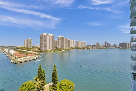 301 174th St #1401, Sunny Isles Beach, FL 33160