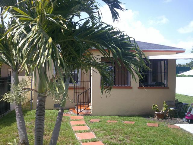 1780 NW 64th St, Miami, FL 33147