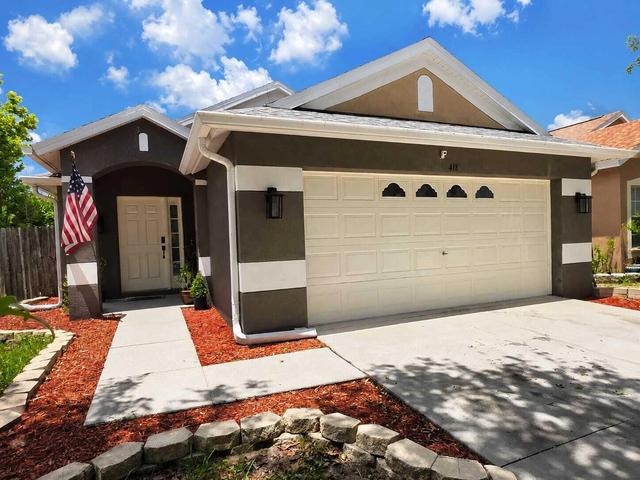 418 Summer Sails Dr, Valrico, FL 33594