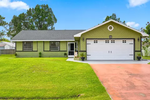 450 SE Thornhill Dr, Port Saint Lucie, FL 34983