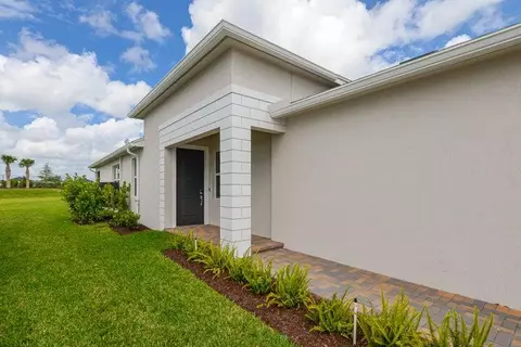 10307 NW Dreamweaver Rd, Port Saint Lucie, FL 34987