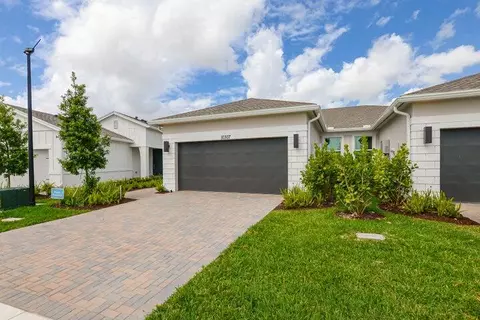 10307 NW Dreamweaver Rd, Port Saint Lucie, FL 34987