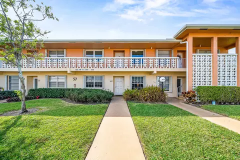 1640 NW 19th Ter #203, Delray Beach, FL 33445