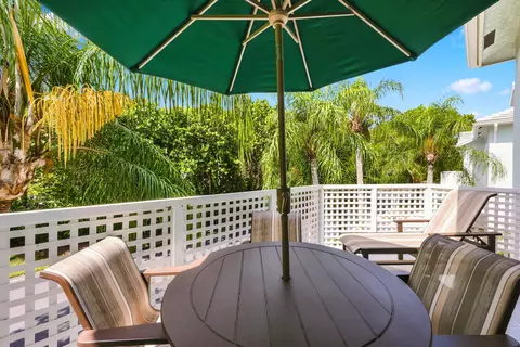 Exterior - 1809 Mainsail Cir, Jupiter, FL 33477 photo 4 of 8