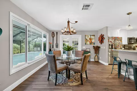 Dining - 5321 SE Sterling Cir, Stuart, FL 34997 photo 2 of 3