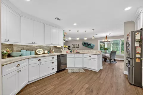 Kitchen - 5321 SE Sterling Cir, Stuart, FL 34997 photo 1 of 2