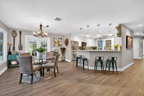 Dining - 5321 SE Sterling Cir, Stuart, FL 34997 photo 1 of 3