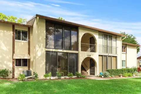 106 Lake Pine Cir #C-1, Greenacres, FL 33463