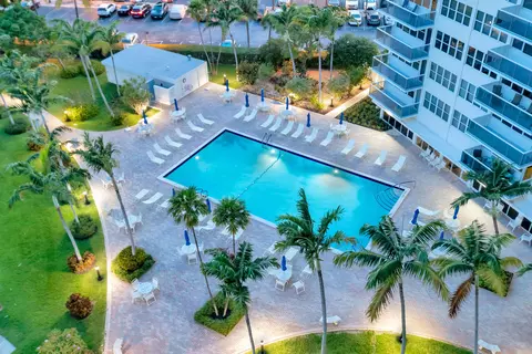 3300 NE 36th St #1016, Fort Lauderdale, FL 33308