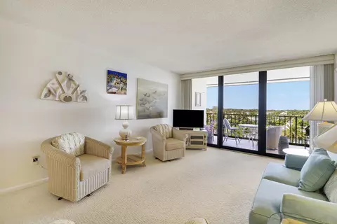Living - 225 S Beach Rd #605, Jupiter, FL 33469 photo 5 of 8
