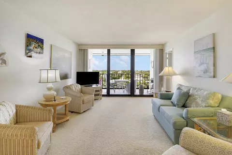 Living - 225 S Beach Rd #605, Jupiter, FL 33469 photo 3 of 8
