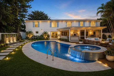 342 N Fairway N, Tequesta, FL 33469 photo 2