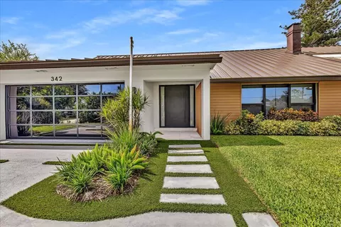 342 N Fairway N, Tequesta, FL 33469 photo 4