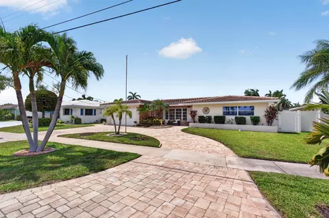 1517 SE 14th St, Deerfield Beach, FL 33441
