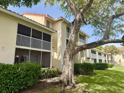 7206 Glenmoor Dr, West Palm Beach, FL 33409