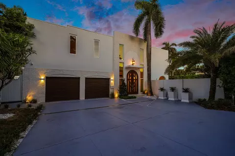 1020 SE 9th Ave, Fort Lauderdale, FL 33316