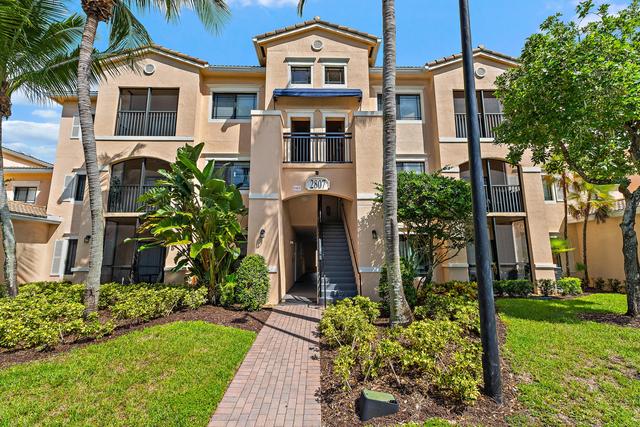 2807 Veronia Dr #108, Palm Beach Gardens, FL 33410