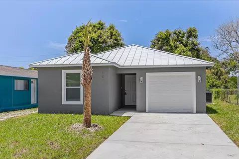 909 20th N, Fort Pierce, FL 34950