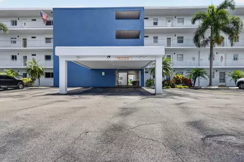 300 NE 26th Ave #408, Boynton Beach, FL 33435