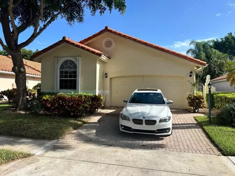 5149 Columbo Ct, Delray Beach, FL 33484