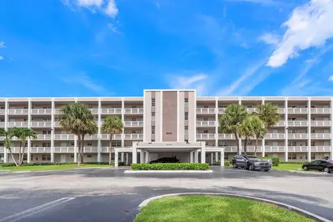 1075 Riverside Dr #508, Coral Springs, FL 33071
