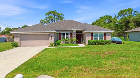 5513 Myrtle Dr, Fort Pierce, FL 34982