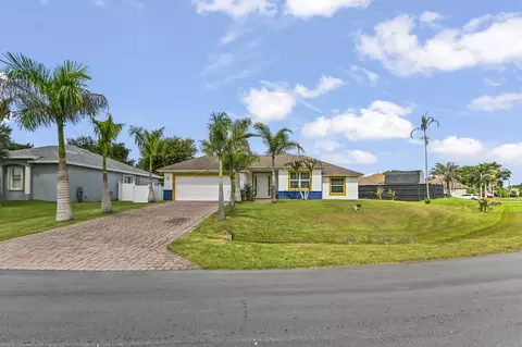 2194 SW Salmon Rd, Port Saint Lucie, FL 34953