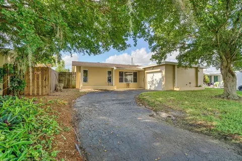 10270 NW 24th Ct, Sunrise, FL 33322