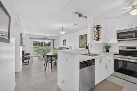 4299 NW 16th St #101, Lauderhill, FL 33313
