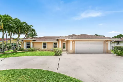 126 Sandpiper Ave, Royal Palm Beach, FL 33411