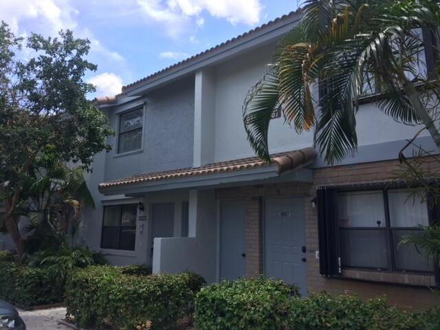 2753 S Oakland Forest Dr #102, Oakland Park, FL 33309