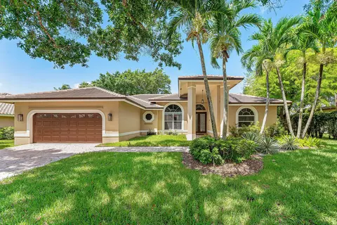 7235 NW 63rd Ter, Parkland, FL 33067