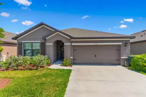 5316 Amusement Ave, Fort Pierce, FL 34947