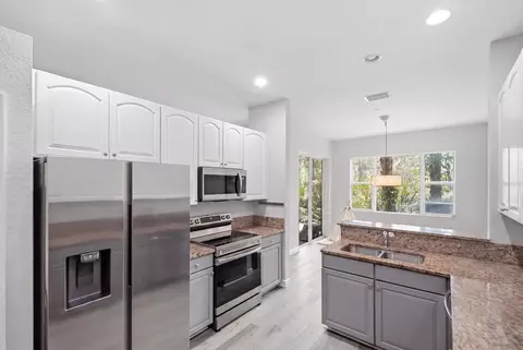 Kitchen - 135 SW Walking Path, Stuart, FL 34997 photo 5 of 5