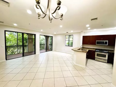 3020 NW 125th Ave #315, Sunrise, FL 33323